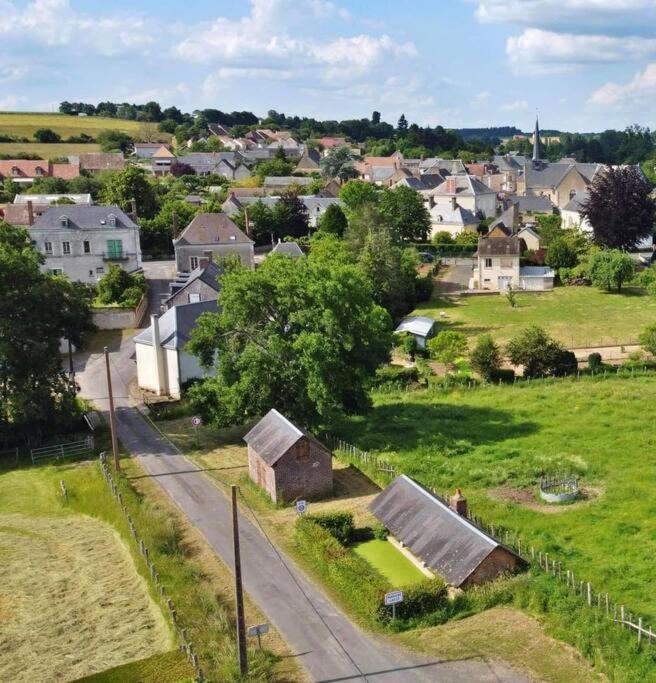 Le Doux Refuge Berceen Au Calme De Sa Campagne Pres Circuit Mans Sud, Grand Lit Avec Berceau Et Possibilite Lit Pliant En Rajout Marigne-Laille 外观 照片
